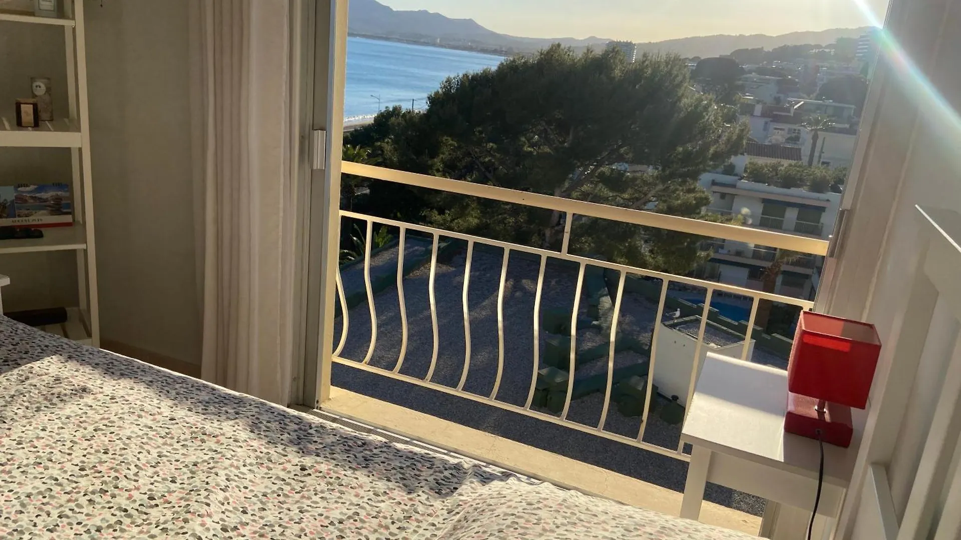 Appartement Vue Panoramique Sur Cannes, 100M2 3P Cannes