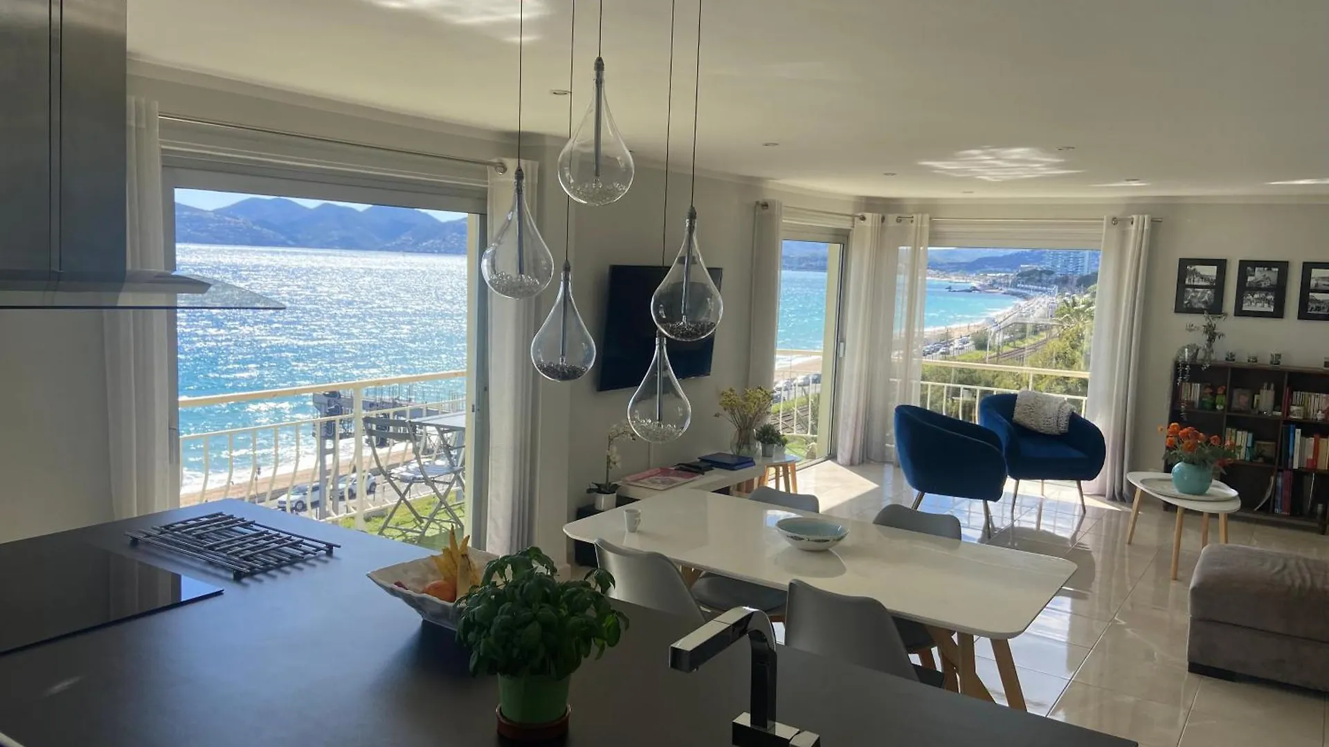 Appartement Vue Panoramique Sur Cannes, 100M2 3P